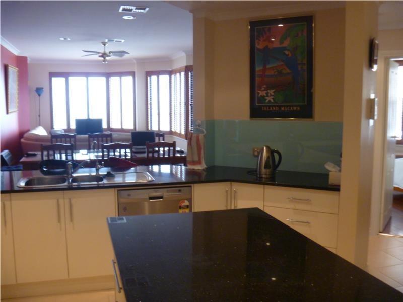 2/11-12 North Esplanade, Glenelg North SA 5045