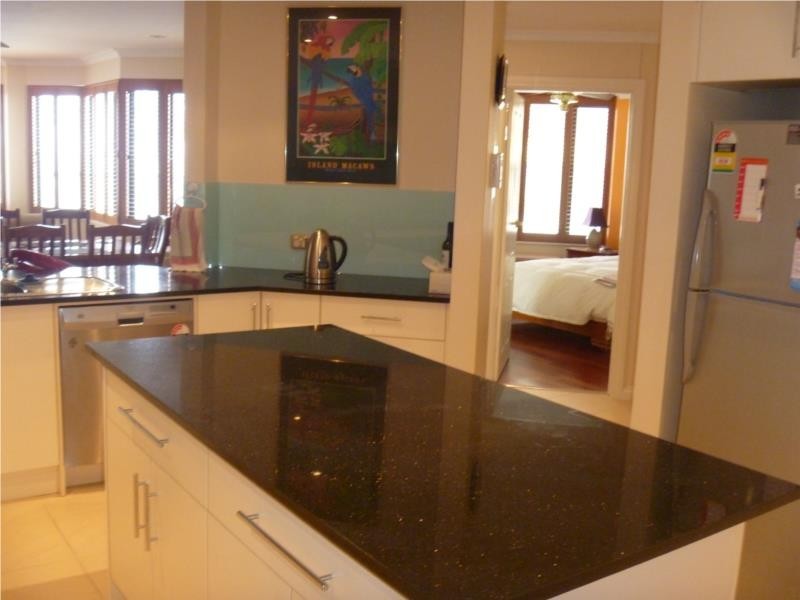 2/11-12 North Esplanade, Glenelg North SA 5045
