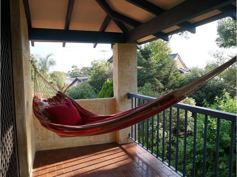 10 Kruger Place, Booragoon WA 6154