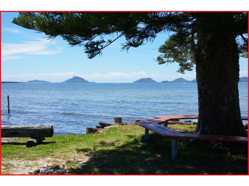 21 Curlew Avenue, Pindimar NSW 2324