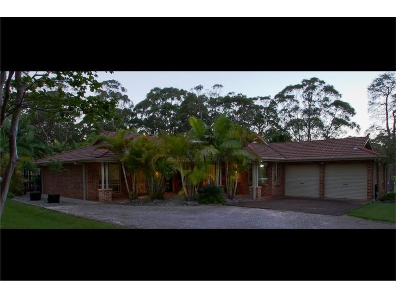 27 Jolly Nose Drive, Bonny Hills NSW 2445