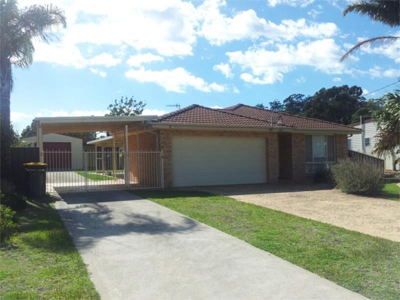 10 Driftwood Avenue, Sussex Inlet NSW 2540