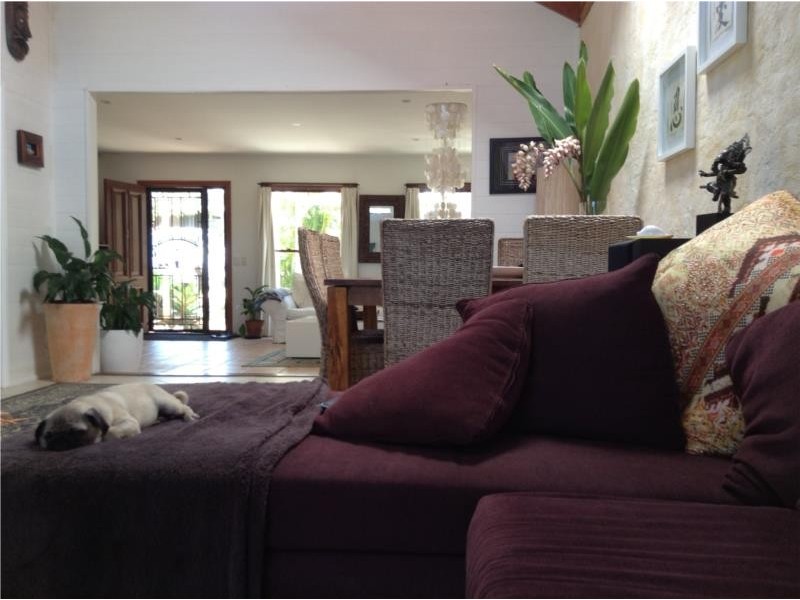 5 Ocean View Crescent, Emerald Beach NSW 2456