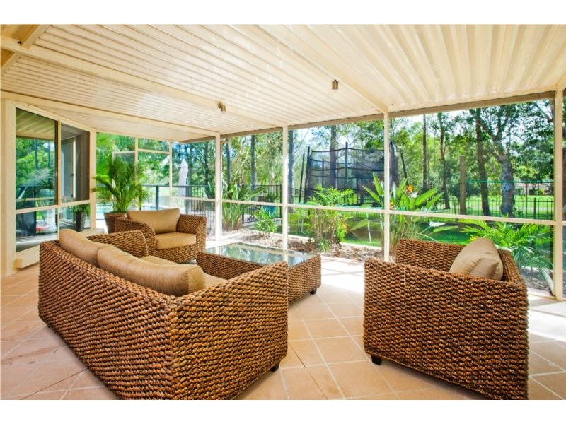 18 Fitzalan Circuit, Arundel QLD 4214