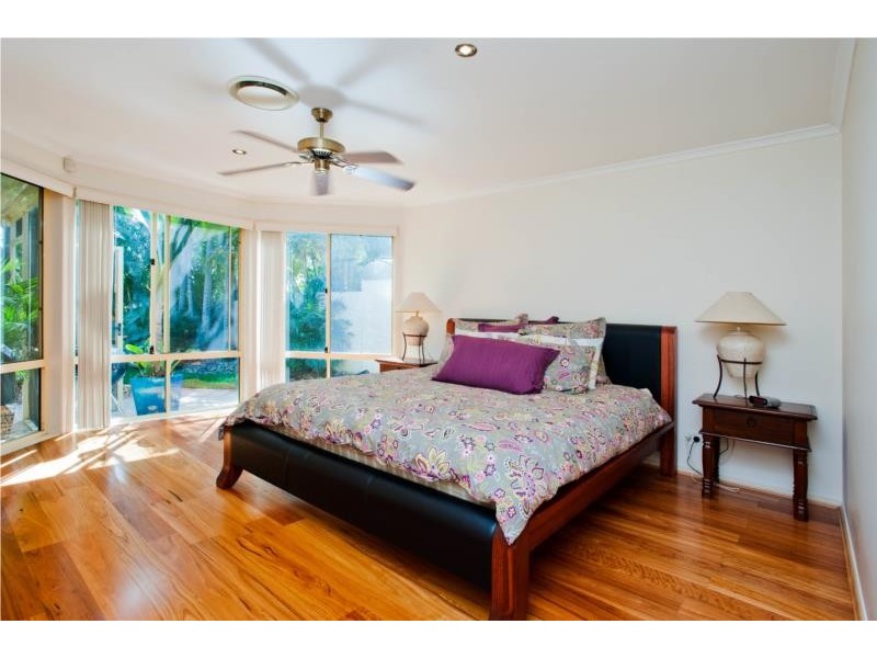 18 Fitzalan Circuit, Arundel QLD 4214