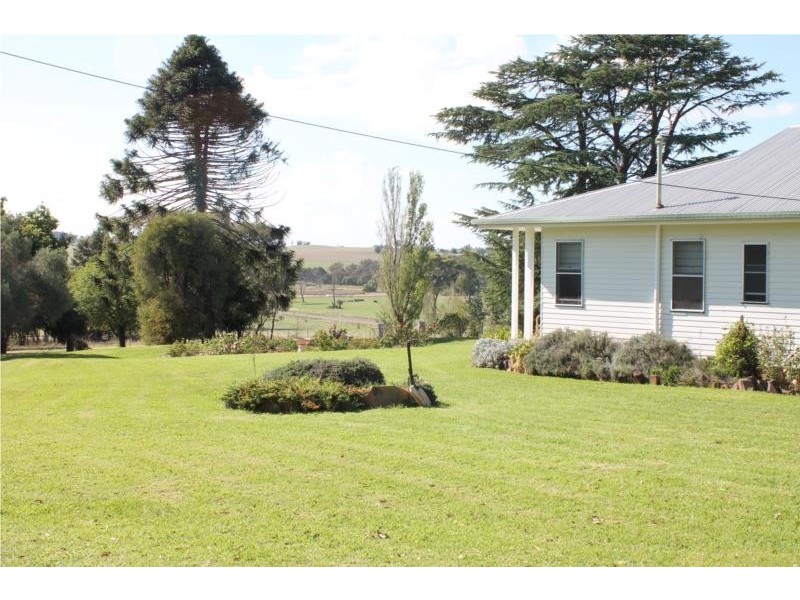40 Tout Place, Young NSW 2594