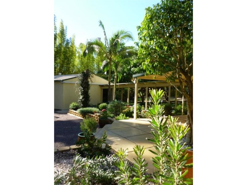 32 Kildeys Road, Cootharaba QLD 4565
