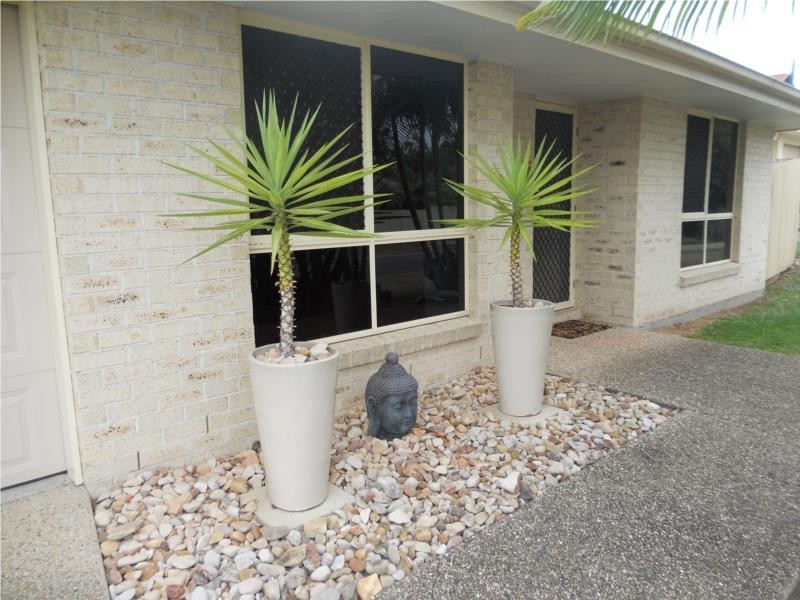 31 Blue Mountain Crescent, Warner QLD 4500