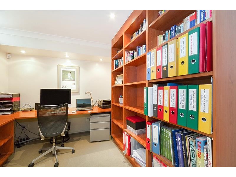 15C Brighton Road, Highgate Hill QLD 4101