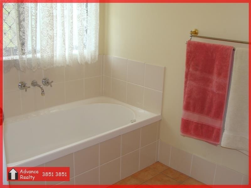 70 Carolyn Place, Ferny Grove QLD 4055