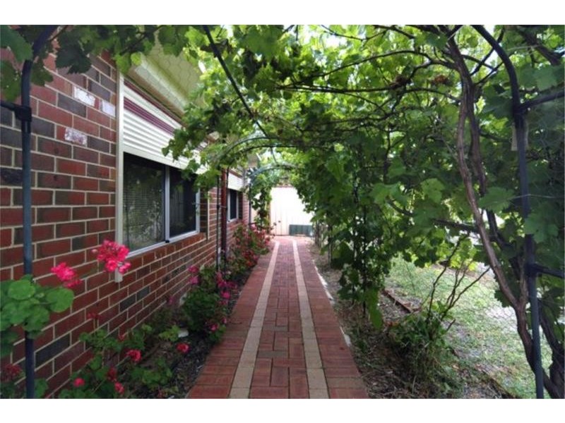 76 Somerville Drive, College Grove WA 6230