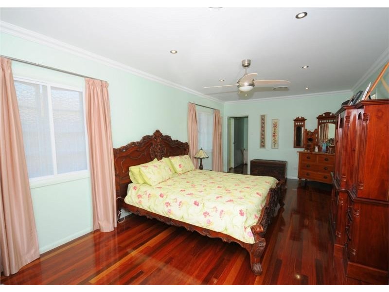 11 Aplin Street, Point Vernon QLD 4655