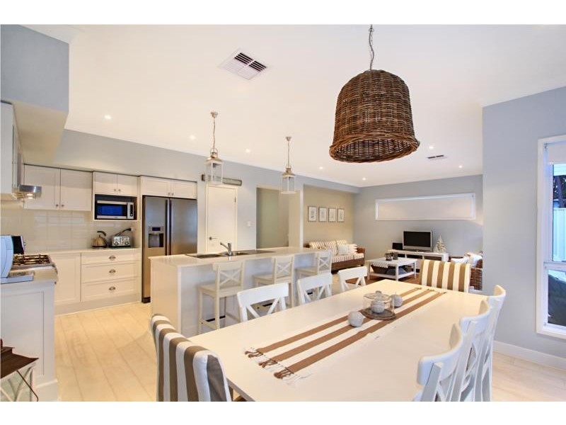 107 Sanctuary Point Road, Sanctuary Point NSW 2540