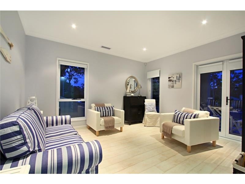 107 Sanctuary Point Road, Sanctuary Point NSW 2540