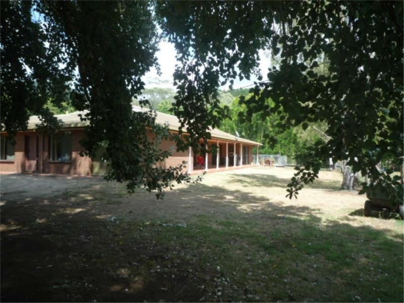 768 Morses Creek Road, Wandiligong VIC 3744