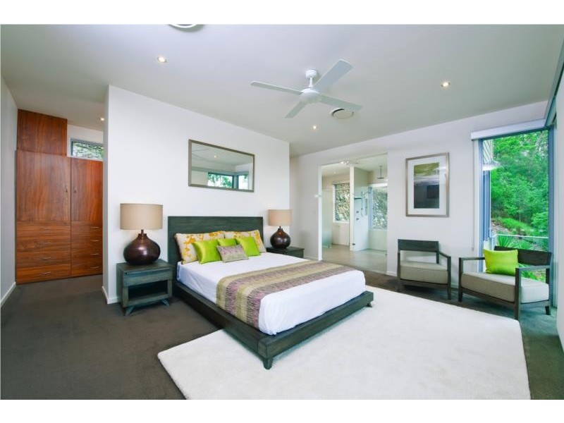 302 Wongawallan Drive, Wongawallan QLD 4210