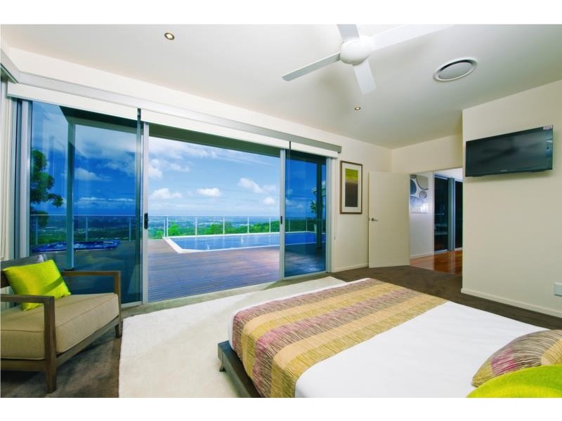 302 Wongawallan Drive, Wongawallan QLD 4210