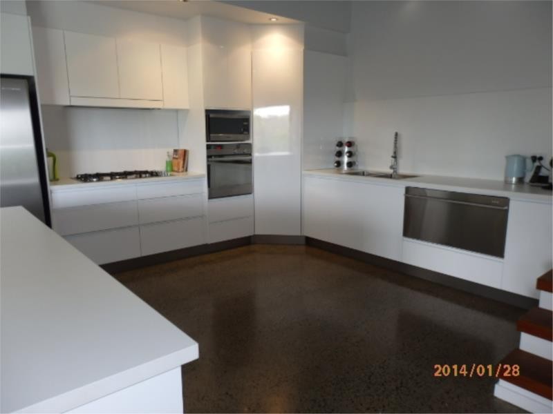 35 Village Circuit, Eimeo QLD 4740