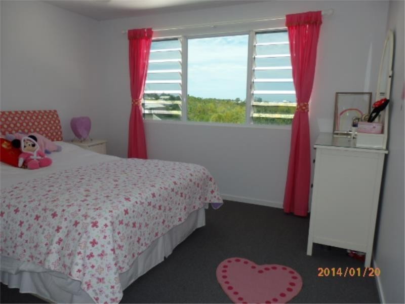 35 Village Circuit, Eimeo QLD 4740