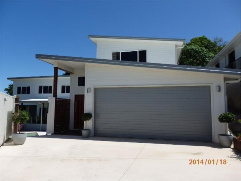 35 Village Circuit, Eimeo QLD 4740