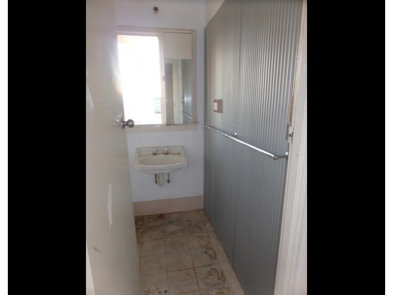 37 Rochester Street, Leonora WA 6438