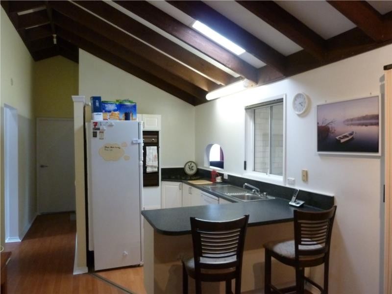 33 Bindowan Crescent, Maryland NSW 2287