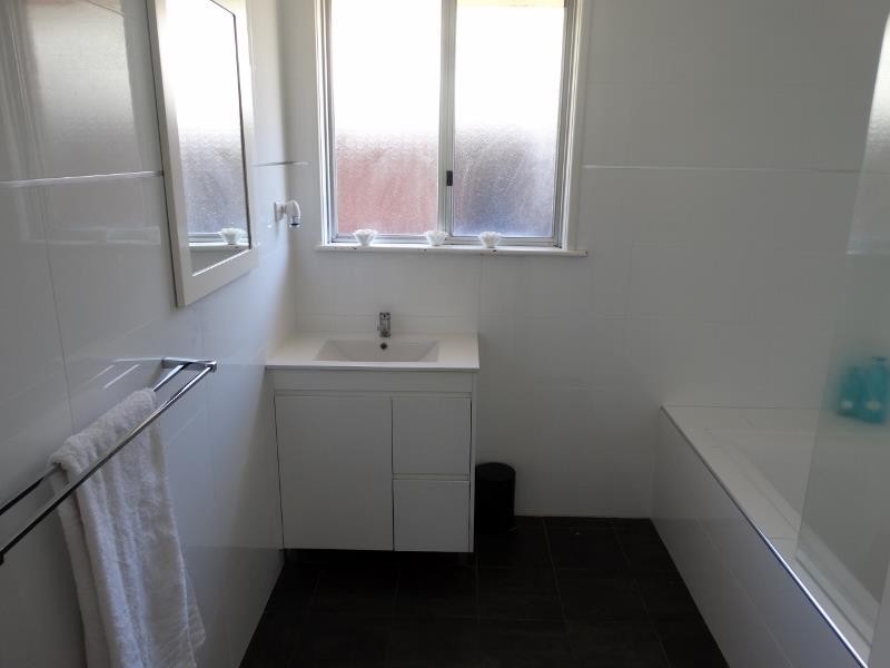 11 Dunstan Street, South Bunbury WA 6230