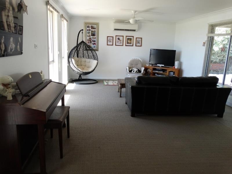 11 Dunstan Street, South Bunbury WA 6230