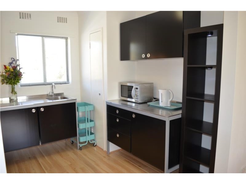 9/13 Milton Place, Orelia WA 6167