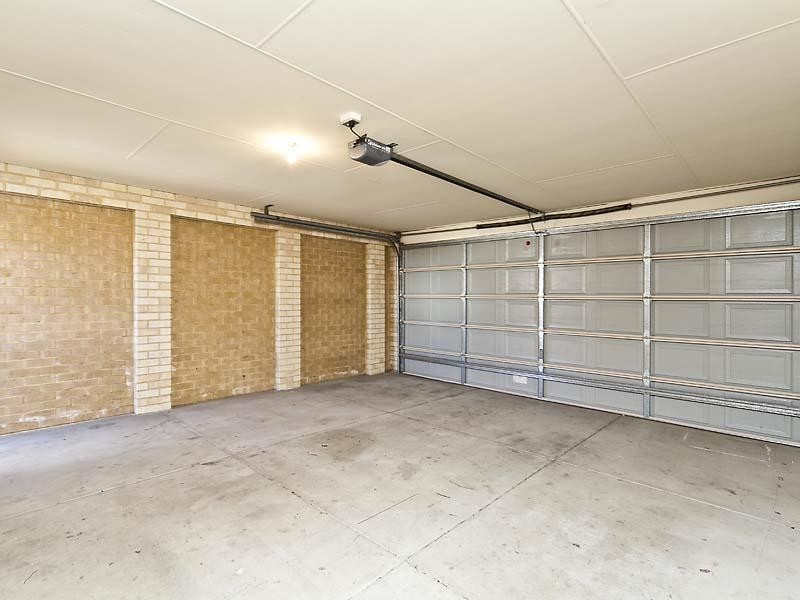 4/76 Harden Park Trail, Carramar WA 6031