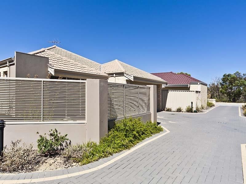 4/76 Harden Park Trail, Carramar WA 6031
