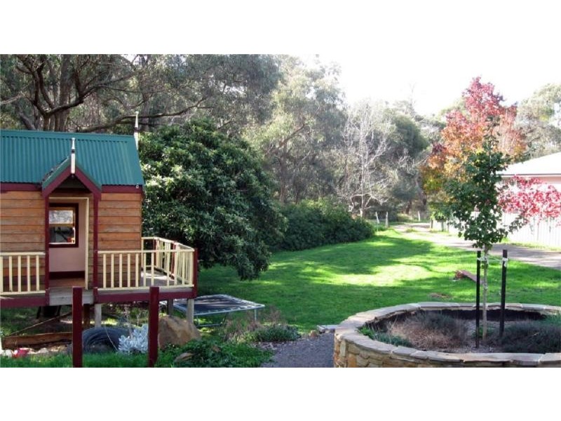 44 Parker Street East, Castlemaine VIC 3450