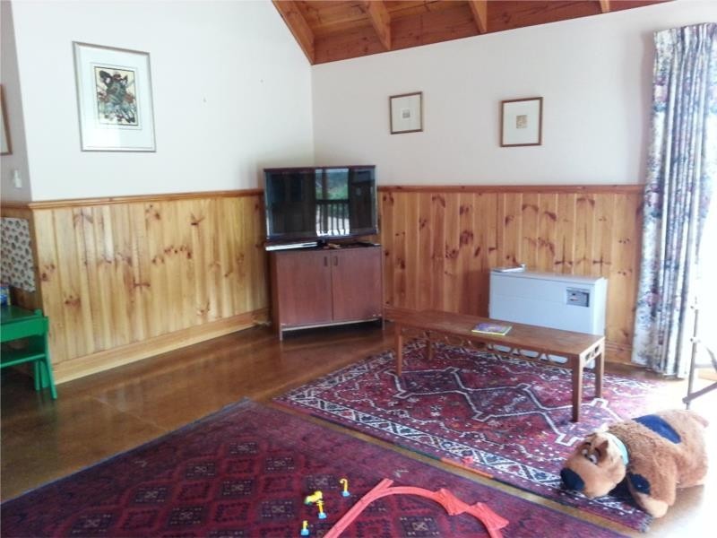 44 Parker Street East, Castlemaine VIC 3450