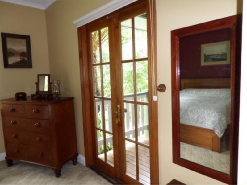 31 Highview Crescent, Modanville NSW 2480