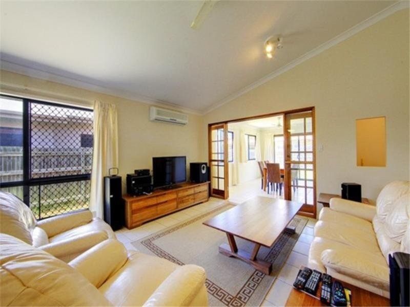 54 Springbrook Parade, Idalia QLD 4811