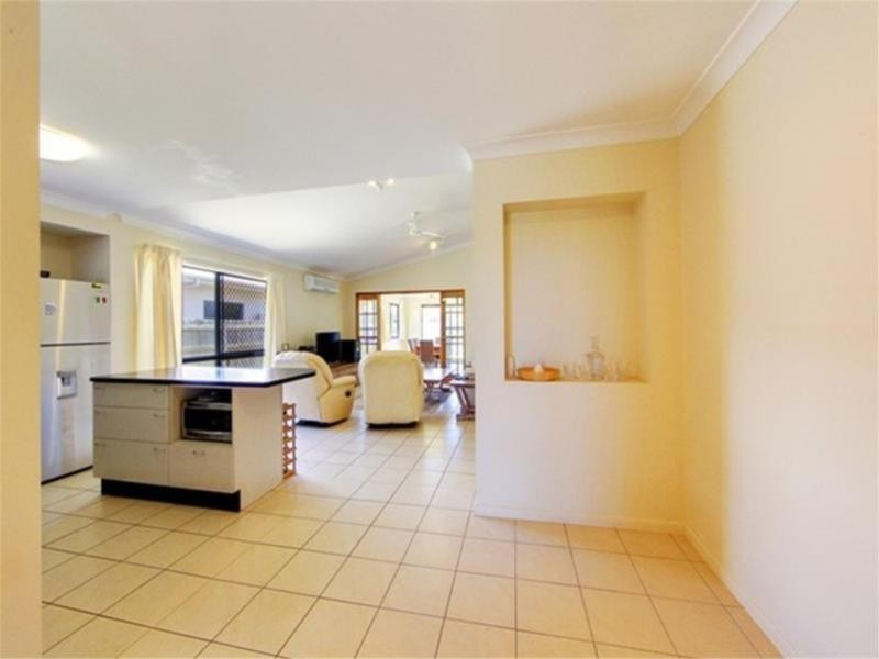 54 Springbrook Parade, Idalia QLD 4811