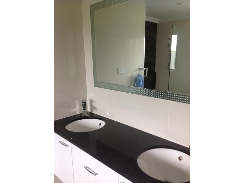 8 Oakview Street, Richmond QLD 4740