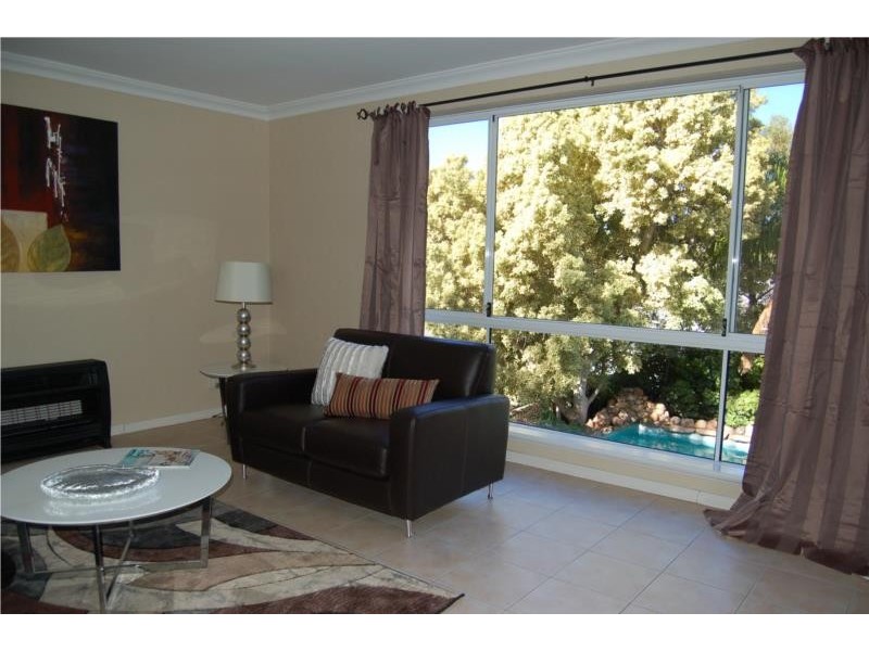 12 Ridge Street, Wembley Downs WA 6019