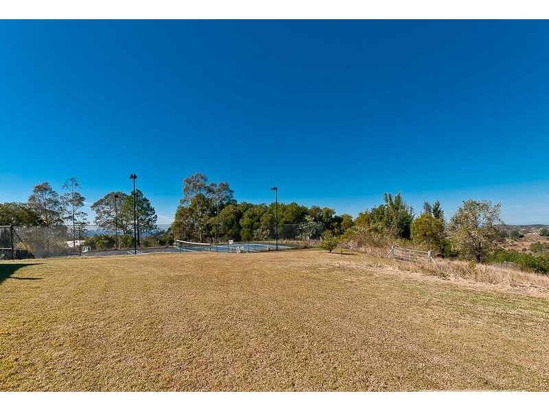 4 Pacific Vista Court, Ocean View QLD 4521