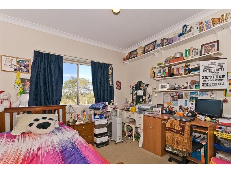 4 Pacific Vista Court, Ocean View QLD 4521