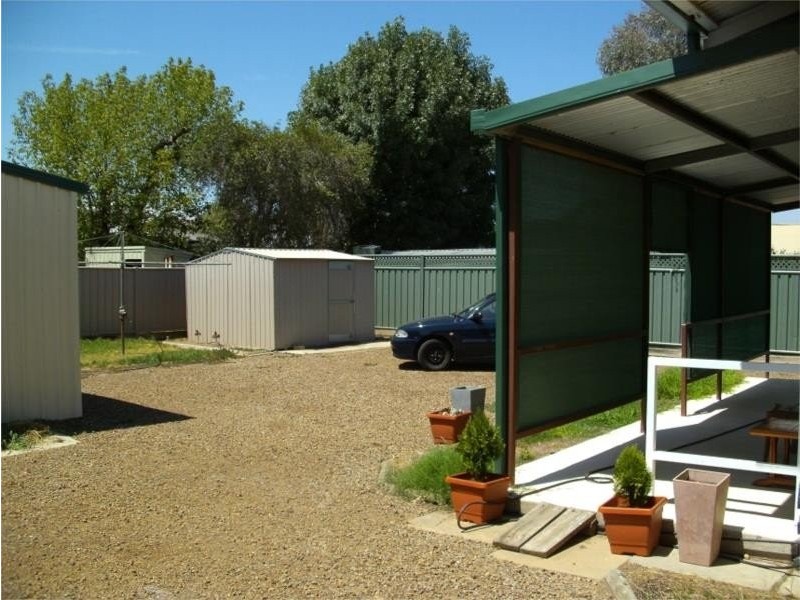 15 Afton Avenue, Benalla VIC 3672