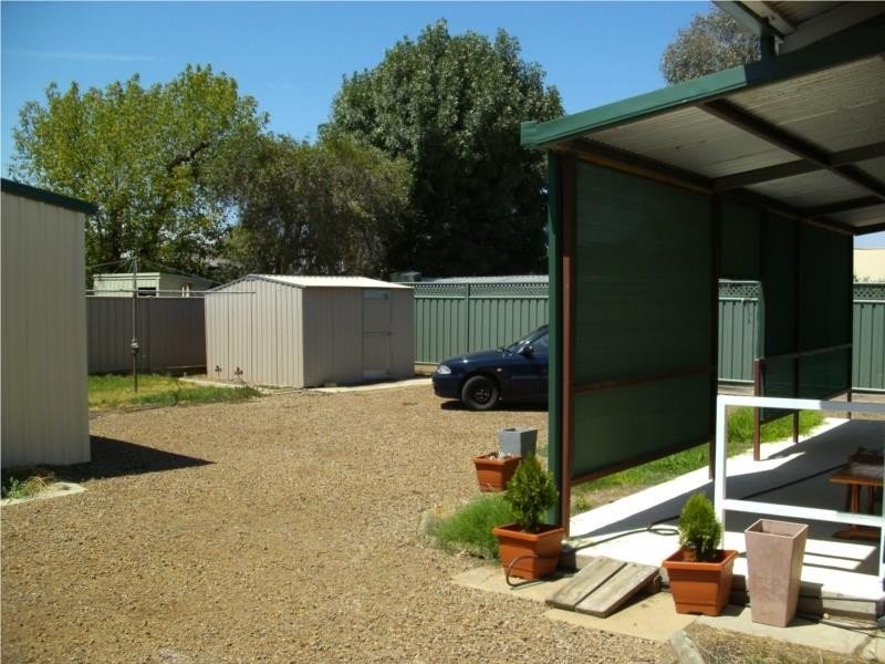 15 Afton Avenue, Benalla VIC 3672