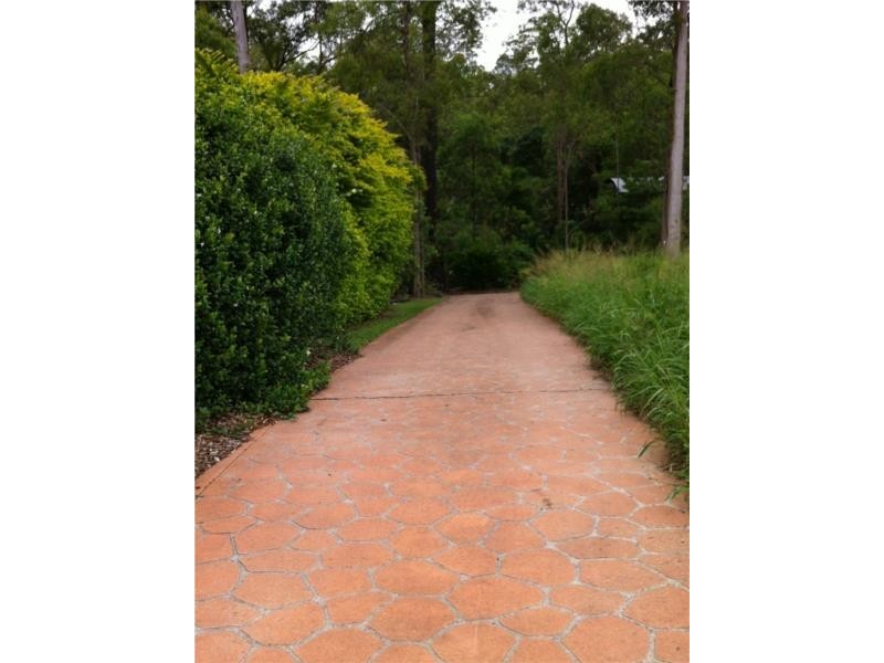 11 Nankin Street, Fig Tree Pocket QLD 4069