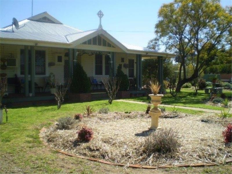 1 William Street, Urana NSW 2645