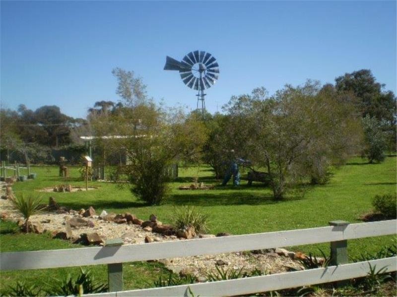 1 William Street, Urana NSW 2645
