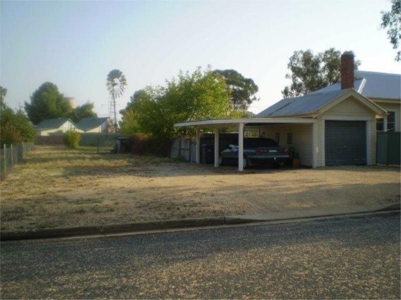 1 William Street, Urana NSW 2645