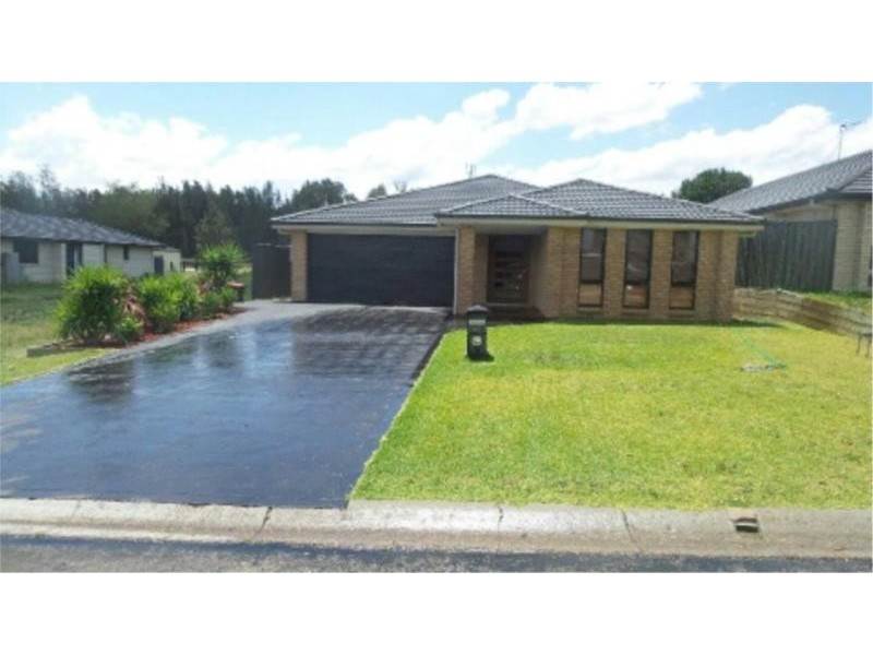 45 York Street, Greta NSW 2334