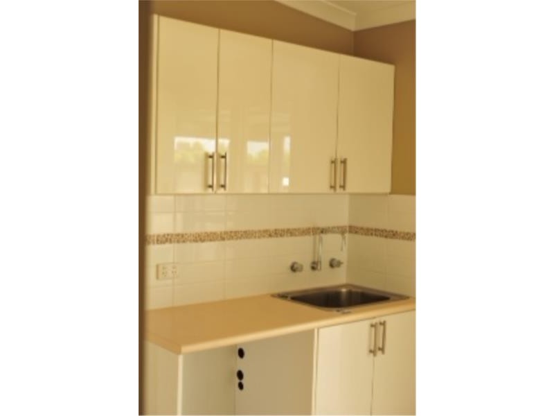 44 Mckail Street, Orana WA 6330