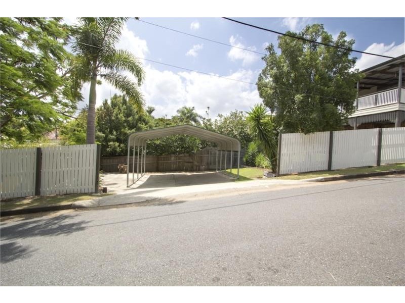 62 Morehead Avenue, Norman Park QLD 4170