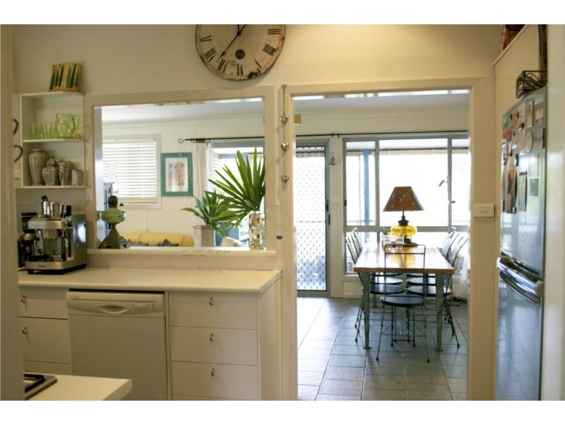 12 Wallace Street, Scotts Head NSW 2447